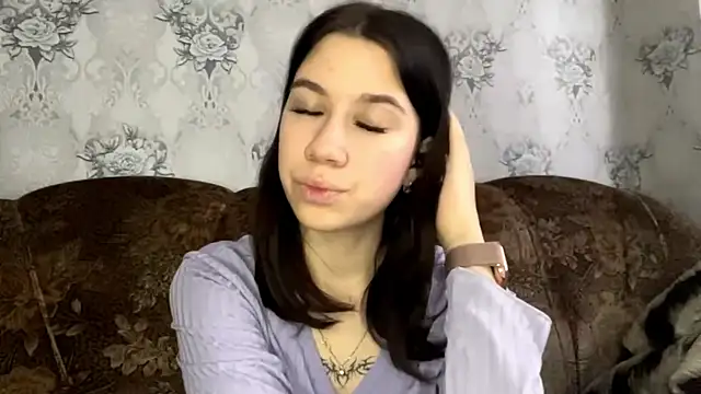 DebbiGoodknight online show from 12.14.25