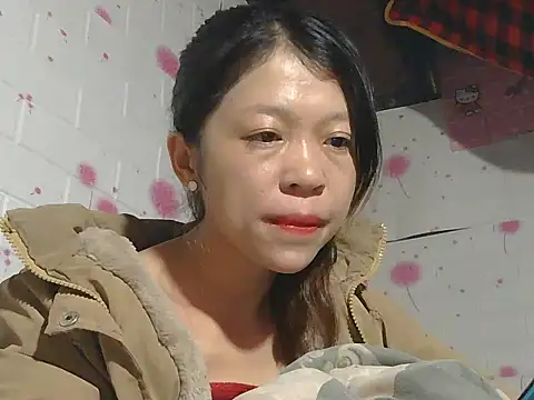 Snapshot of Kim_mon chatting on 11.28.25 Kim mon online show from 11.28.25