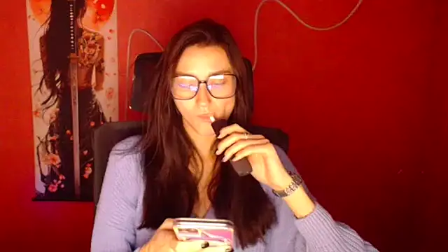 Snapshot of Stella_XO chatting on 11.28.25 Stella XO online show from 11.28.25