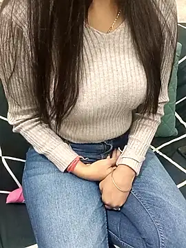 pure beauty03 online show from 12.04.25