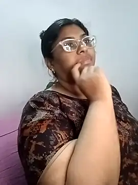 Riya-mallus online show from 11.24.25