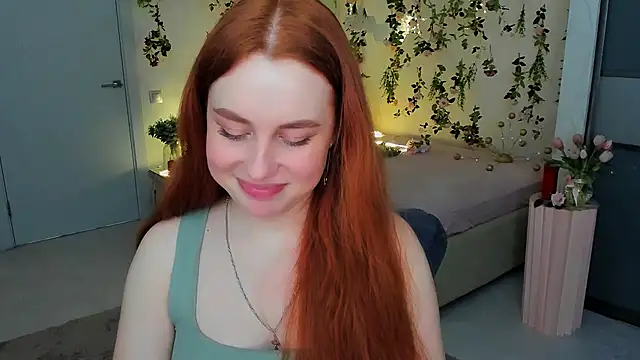 Snapshot of AirySilhouette chatting on 02.10.26 AirySilhouette online show from 02.10.26