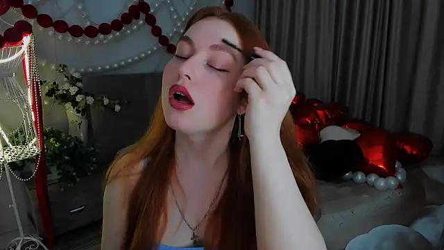 Snapshot of AirySilhouette chatting on 02.19.26 AirySilhouette online show from 02.19.26