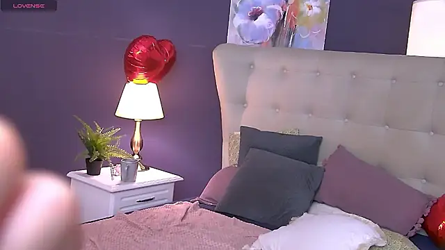 SeniGrandee online show from 03.06.26