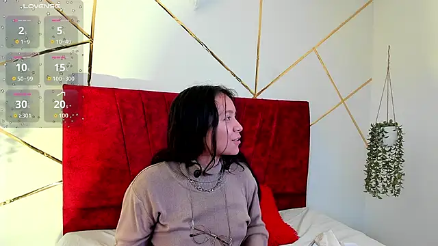 Julieta Lein  online show from 01.16.26