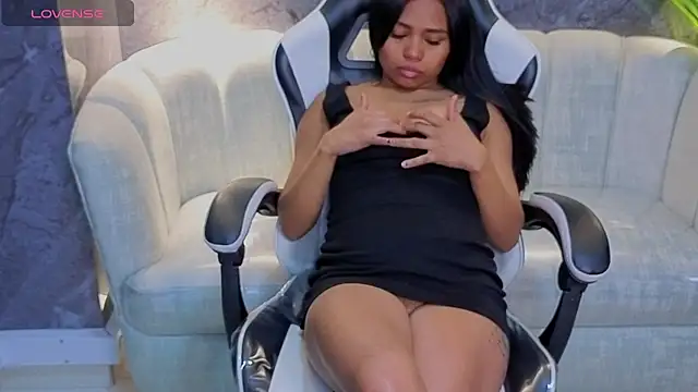 Sofia Tx  online show from 12.01.25