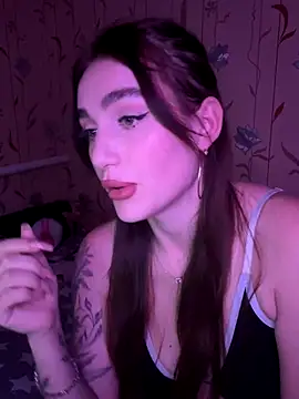 Snapshot of SabinaToffyy chatting on 11.30.25 SabinaToffyy online show from 11.30.25