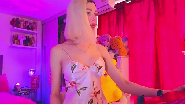 MadamBarbiee online show from 12.02.25