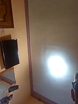 Snapshot of CDY74 chatting on 11.25.25 CDY74 online show from 11.25.25