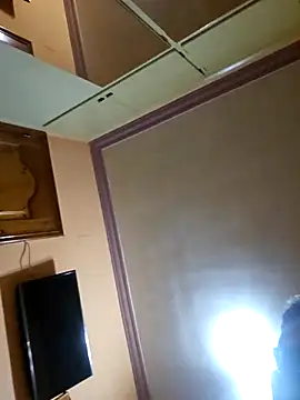 Snapshot of CDY74 chatting on 11.30.25 CDY74 online show from 11.30.25