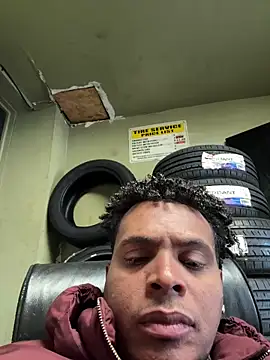 Snapshot of 24denio chatting on 02.15.26 24denio online show from 02.15.26