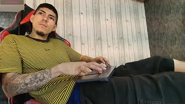 yeikoox online show from 11.27.25