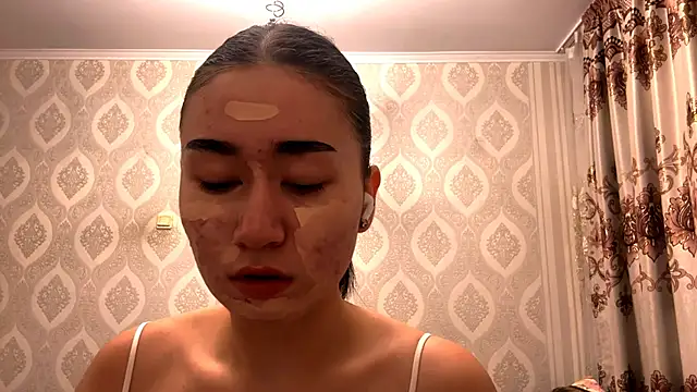 Snapshot of LuridAnxiety chatting on 11.21.25 LuridAnxiety online show from 11.21.25