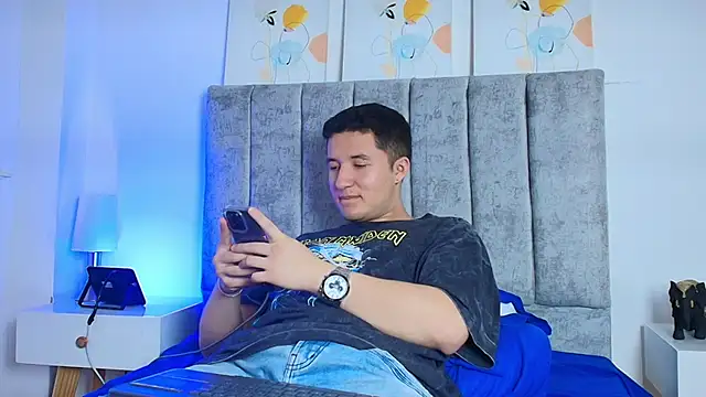 Ethan-Connor online show from 11.22.25