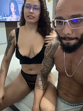 Snapshot of CasalBris4 chatting on 12.19.25 CasalBris4 online show from 12.19.25