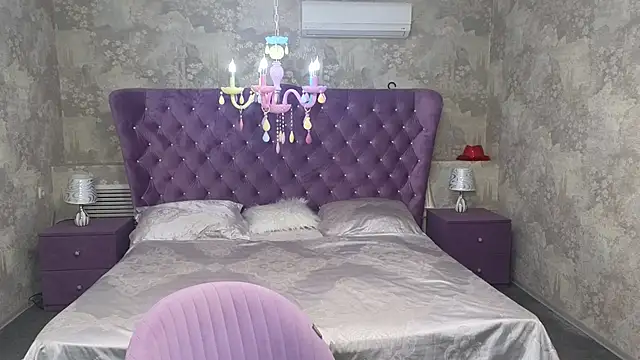 Snapshot of Zara_zing chatting on 11.28.25 Zara zing online show from 11.28.25