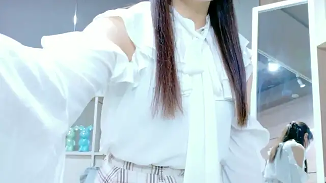 Nami-jpn online show from 12.02.25