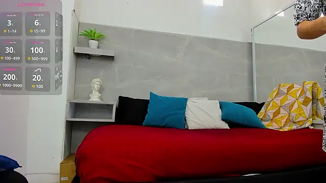 Snapshot of selenaflamemj chatting on 02.20.26 selenaflamemj online show from 02.20.26