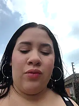 Kendra-daring online show from 12.22.25