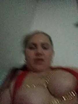 Snapshot of tiffanystorms- chatting on 11.24.25 tiffanystorms- online show from 11.24.25