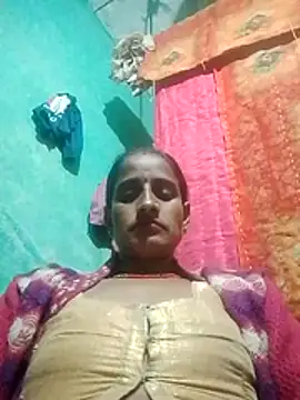 Snapshot of Xxx_suhana chatting on 11.25.25 Xxx suhana online show from 11.25.25