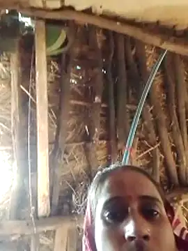 Snapshot of Xxx_suhana chatting on 11.26.25 Xxx suhana online show from 11.26.25