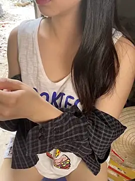 XndSeraphina online show from 04.20.26