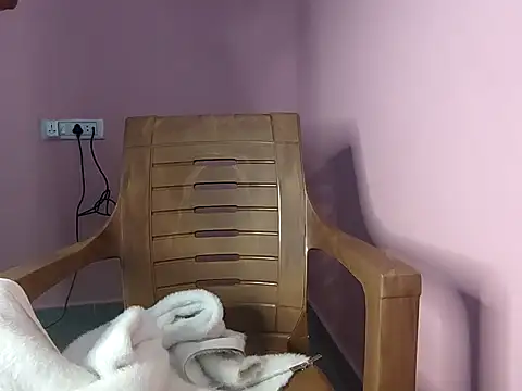 Snapshot of shapnam_00 chatting on 11.30.25 shapnam 00 online show from 11.30.25