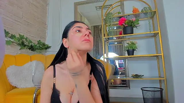 SerennaNoir online show from 01.10.26