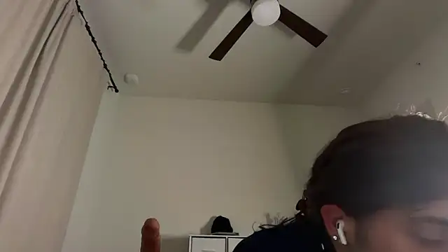 Snapshot of sethhtx713 chatting on 06.19.26 sethhtx713 online show from 06.19.26