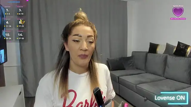 Snapshot of rossana_doll chatting on 03.01.26 rossana doll online show from 03.01.26