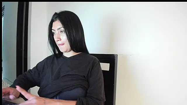 miabelmonte online show from 11.27.25