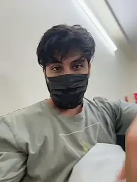 Snapshot of KabirDickhead chatting on 11.30.25 KabirDickhead online show from 11.30.25