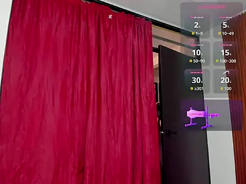 Snapshot of Latina_candy01 chatting on 11.26.25 Latina candy01 online show from 11.26.25