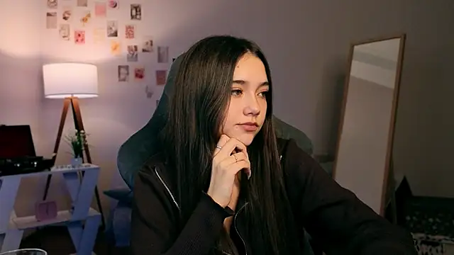 Vexorine online show from 11.28.25