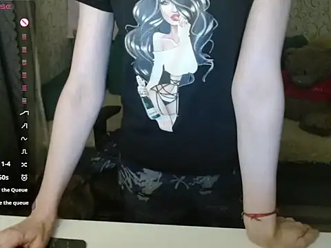   Katherine    online show from 11.22.25