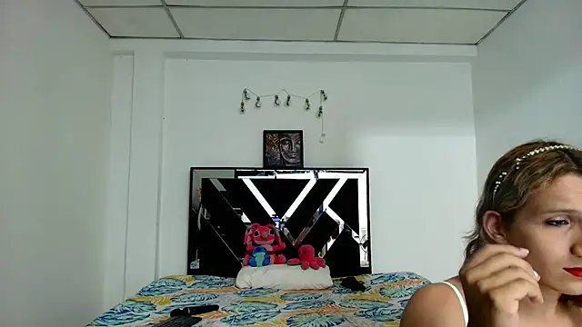 Snapshot of Venus2357 chatting on 04.26.26 Venus2357 online show from 04.26.26