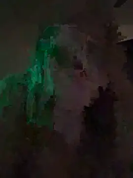 Snapshot of AllieRose94 chatting on 11.22.25 AllieRose94 online show from 11.22.25