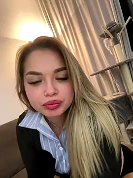 Snapshot of Ibolya_7 chatting on 01.07.26 Ibolya 7 online show from 01.07.26
