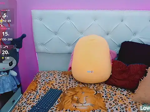 xwetdreamsx online show from 11.28.25