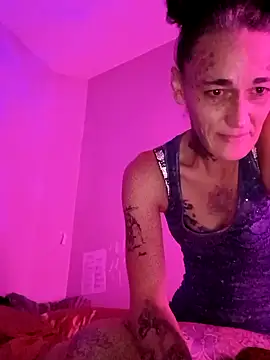 Snapshot of chaoticluvbug chatting on 01.19.26 chaoticluvbug online show from 01.19.26