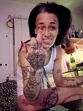 Snapshot of chaoticluvbug chatting on 02.08.26 chaoticluvbug online show from 02.08.26