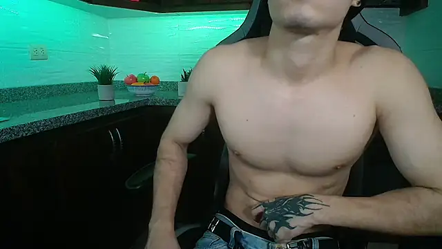 Snapshot of eren_jeager chatting on 11.26.25 eren jeager online show from 11.26.25