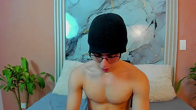 Snapshot of eren_jeager chatting on 11.28.25 eren jeager online show from 11.28.25