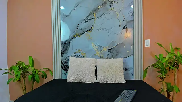 Snapshot of eren_jeager chatting on 12.02.25 eren jeager online show from 12.02.25