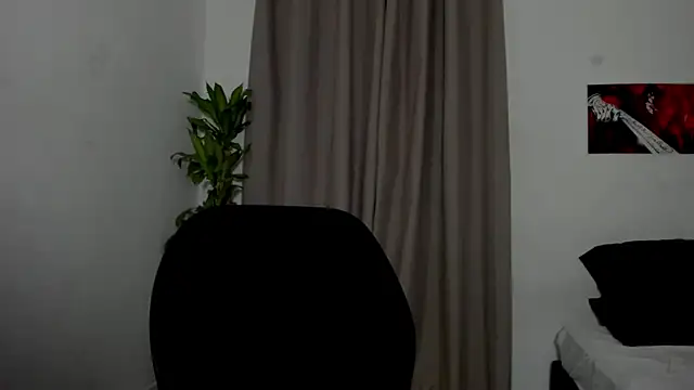 Catty Noir online show from 01.12.26