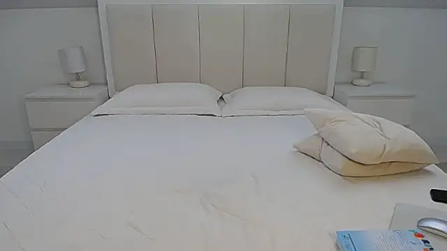 Milena29 online show from 09.20.25