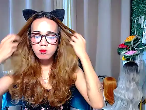 Snapshot of imadriana12 chatting on 12.19.25 imadriana12 online show from 12.19.25