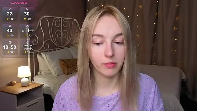 Shy Polly online show from 04.22.26