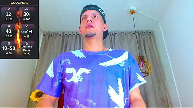 Snapshot of Sebastian_Smith__ chatting on 11.25.25 Sebastian Smith online show from 11.25.25